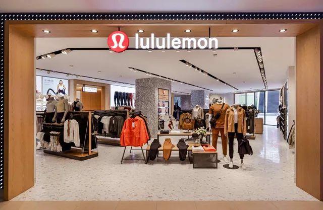 袁國(guó)寶：瑜伽褲品牌Lululemon，如何撐起千億市值